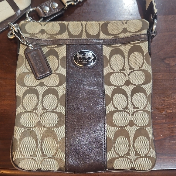 Coach Signature Brown Canvas & Leather Crossbody Bag – Authentic Small Shoulder - Picture 1 of 9